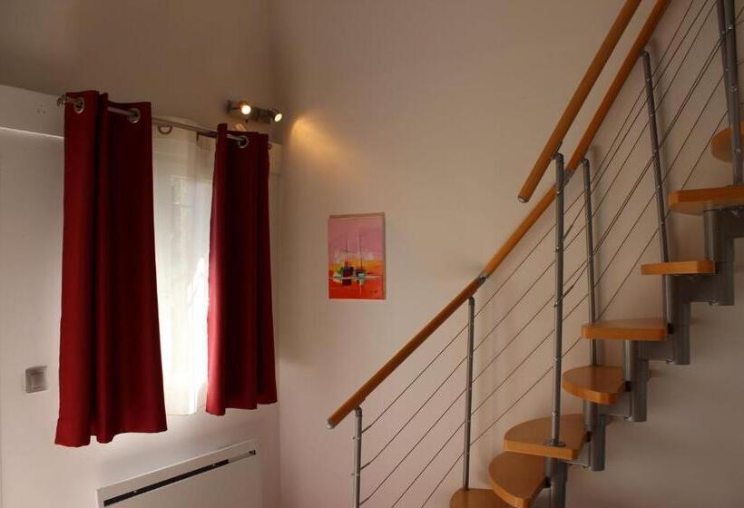 צימר Le Mas De Roux Chambres D Hotes
