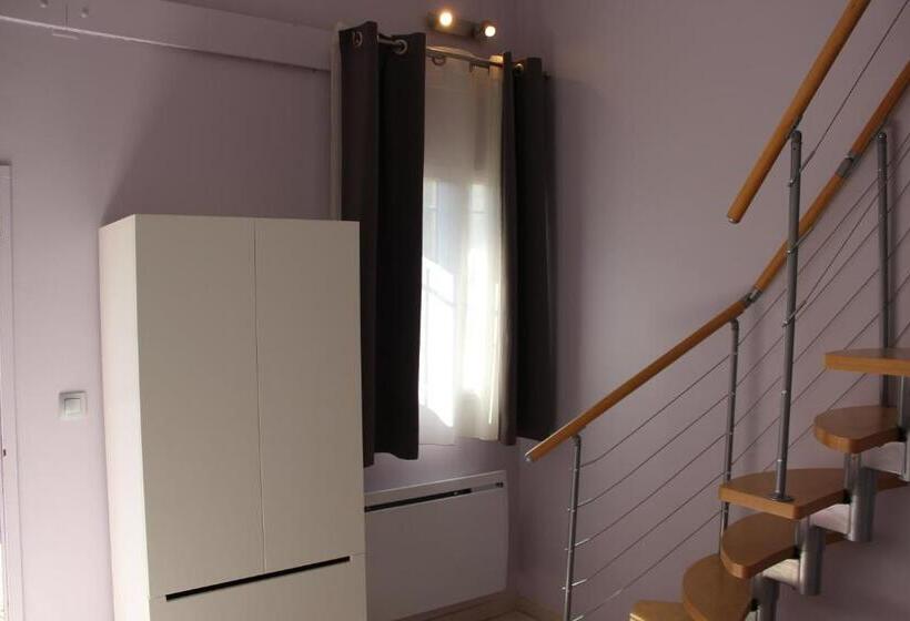 مبيت وإفطار Le Mas De Roux Chambres D Hotes