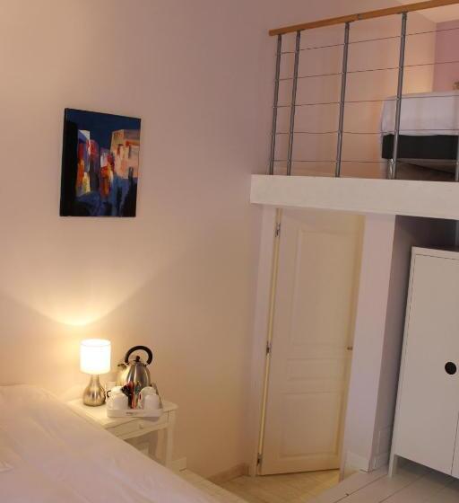 צימר Le Mas De Roux Chambres D Hotes