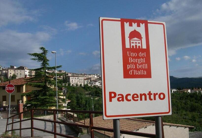 مبيت وإفطار Medieval Village Of Pacentro