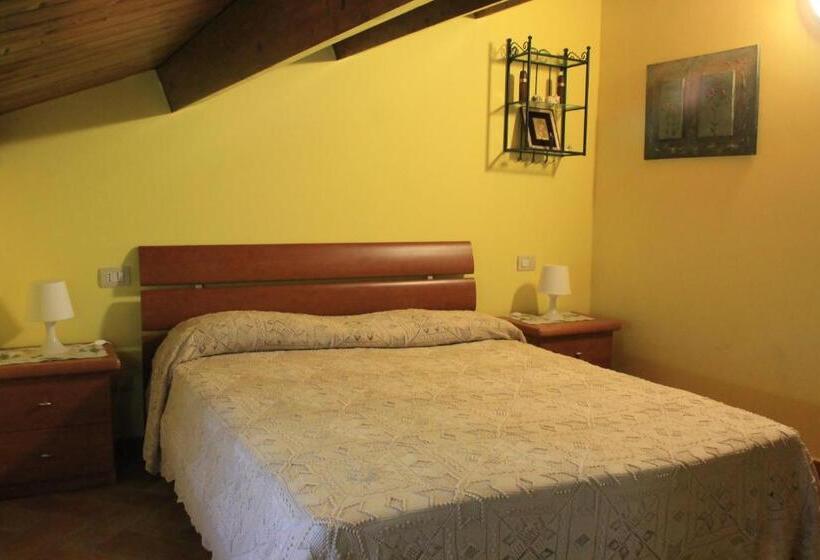 مبيت وإفطار Medieval Village Of Pacentro