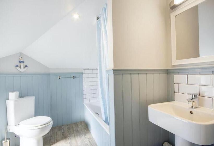 住宿加早餐  Plume Of Feathers