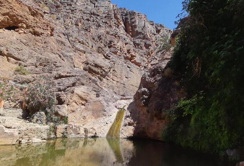 تختخواب و صبحانه Riad Tazoulte