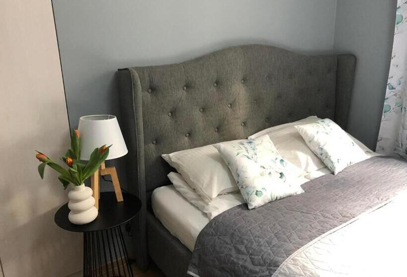 민박 Saskia Dwór & Spa Willa Z Podgrzewanym Basenem