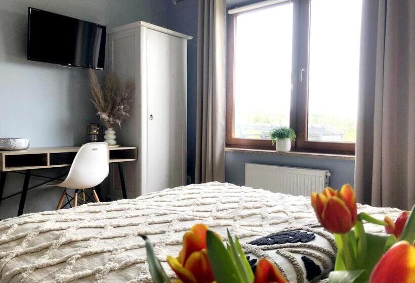 민박 Saskia Dwór & Spa Willa Z Podgrzewanym Basenem