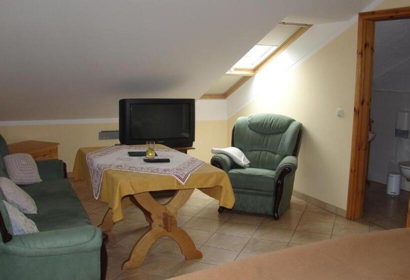 ベッドアンドブレックファースト Teschendorfer Landgasthof