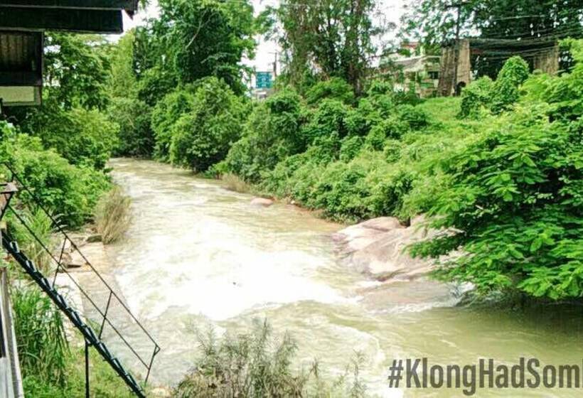 مبيت وإفطار Thansila Resort