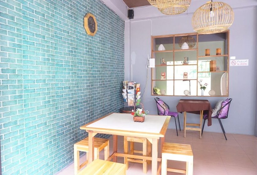 住宿加早餐  Thansila Resort