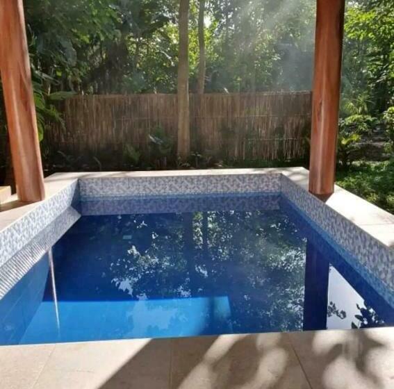 مبيت وإفطار Villa Ni Miguel