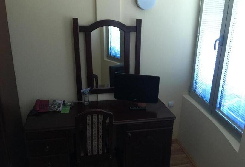 Bed & Breakfast Karavan