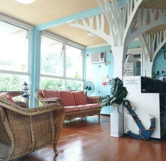 By The Sea Hotel Bulalacao