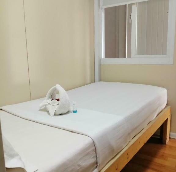 By The Sea Hotel Bulalacao