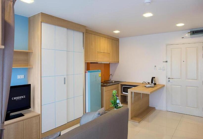 C House & Residence Hotel Amata City