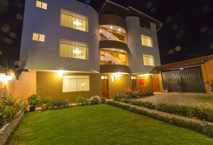 Chinchero Boutique Hotel & Tours