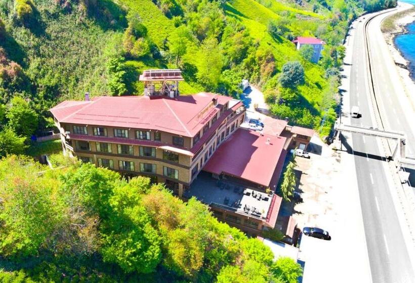 şelale Otel