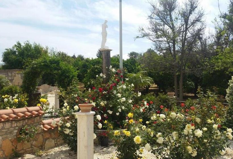 Eliofos Elegant Maisonettes