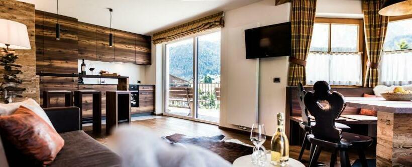 Garni Residence Soraiser