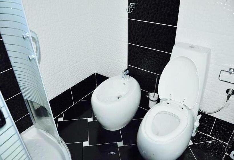 Hard Rock Apartments