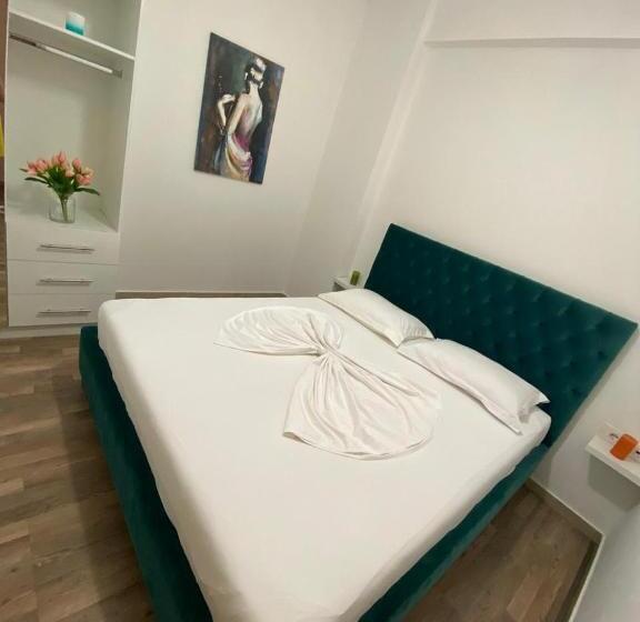 Hard Rock Apartments