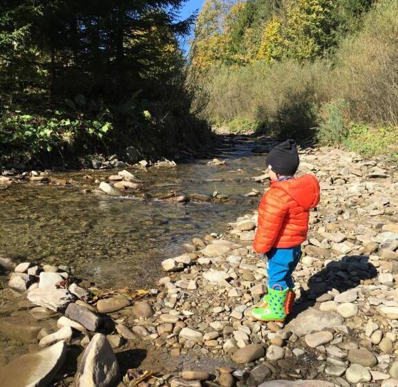 فندق Agroturystyka Pod Modrzewiem   Babia Góra