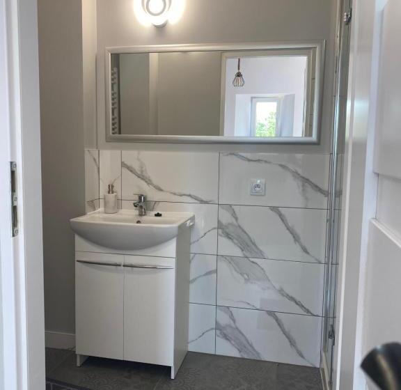 ホテル Agroturystyka U Ani