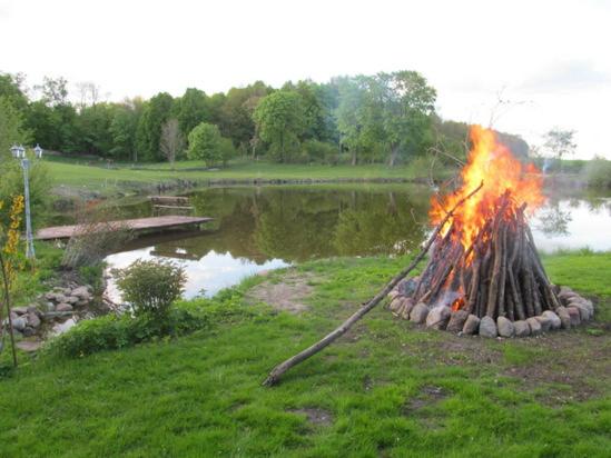 ホテル Agroturystyka U Ani