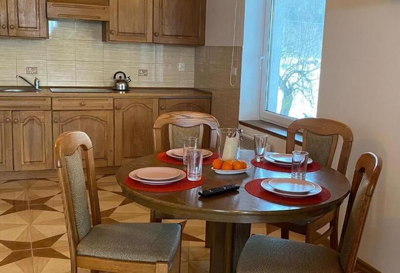 ホテル Agroturystyka U Ani