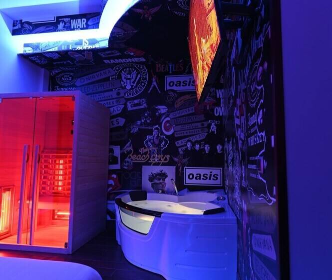 Отель Artemide Fiore Club B&b Suite Spa