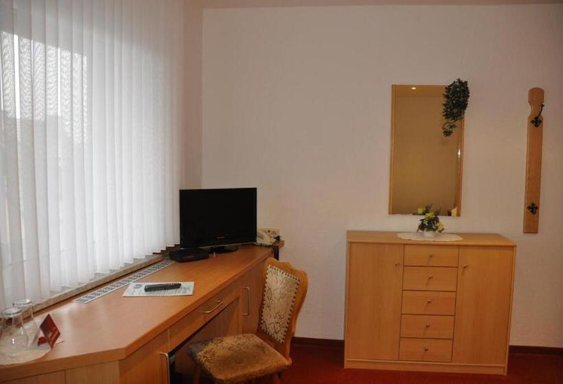 ホテル Berggarten