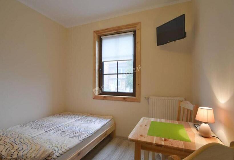 ホテル Dom Wypoczynkowy Przy Szlaku Ojców