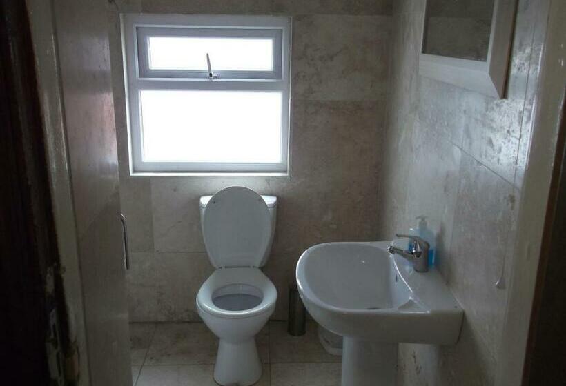 בית מלון כפרי Durham House