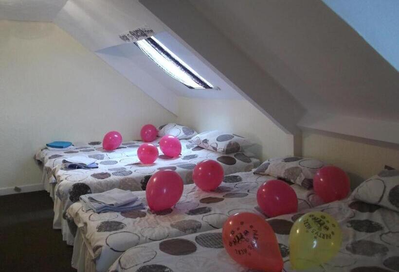 בית מלון כפרי Durham House