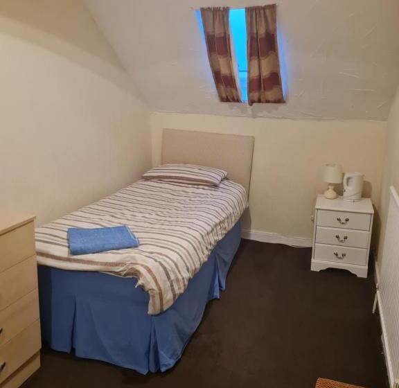 בית מלון כפרי Durham House