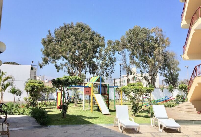 ホテル Embassy Beach