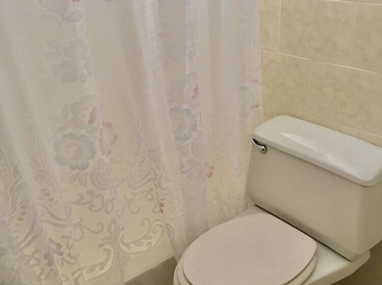 ホテル Embassy Beach