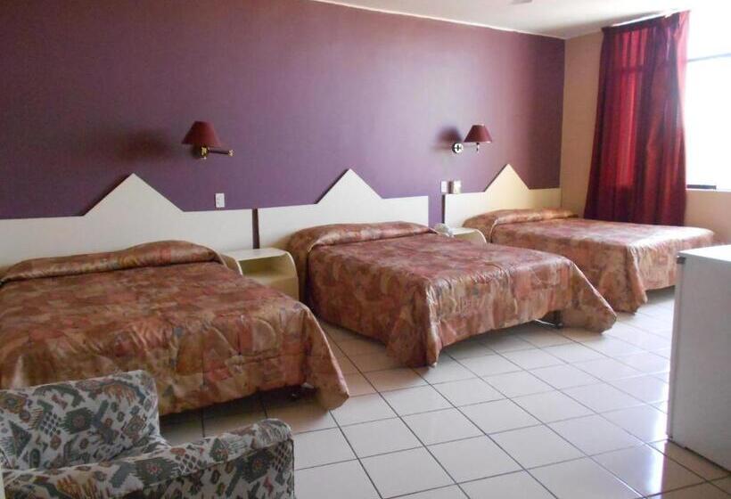 ホテル Embassy Beach