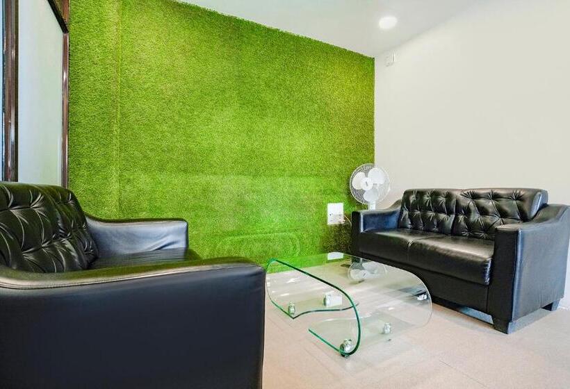 Fabhotel 24 Baner   Nr Mcf Camp