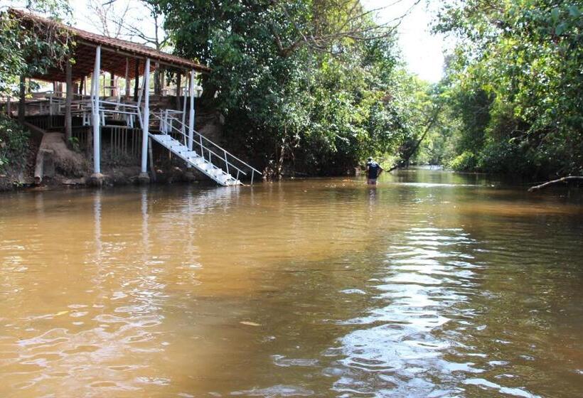 호텔 Fazenda Arara Azul