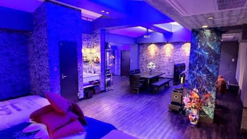 ホテル Hakone Gora Guam Dog