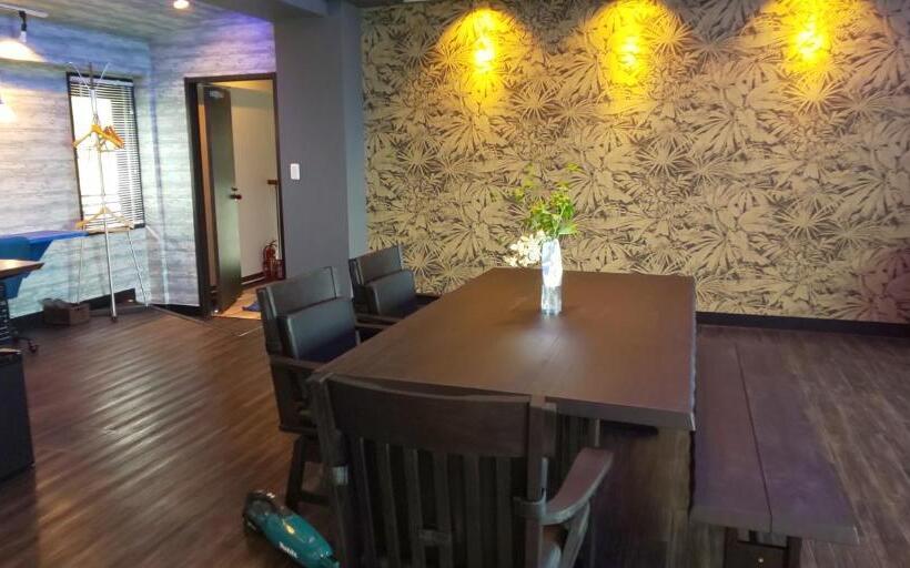 ホテル Hakone Gora Guam Dog