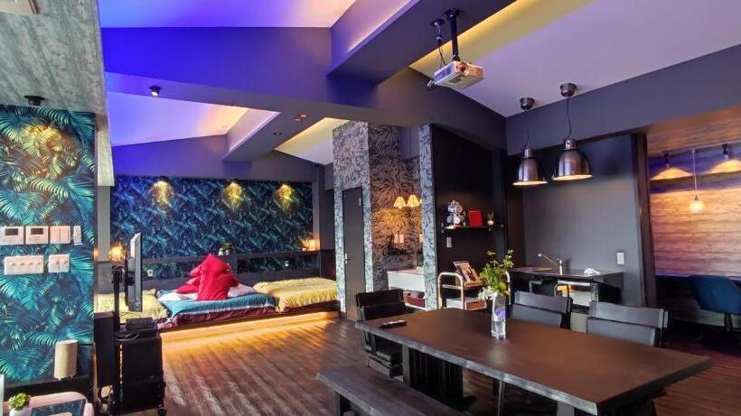 ホテル Hakone Gora Guam Dog