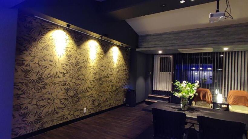 ホテル Hakone Gora Guam Dog