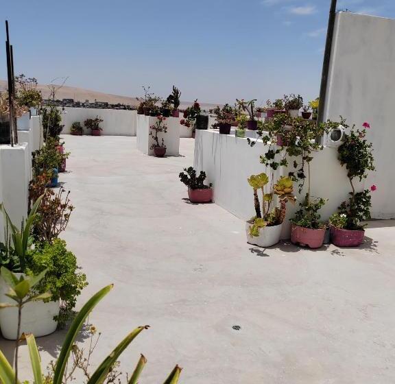 Отель Hostal Bryan