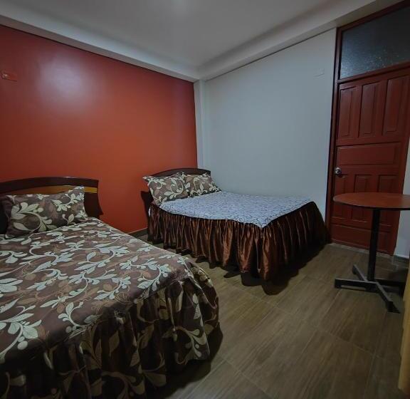 Отель Hostal Bryan