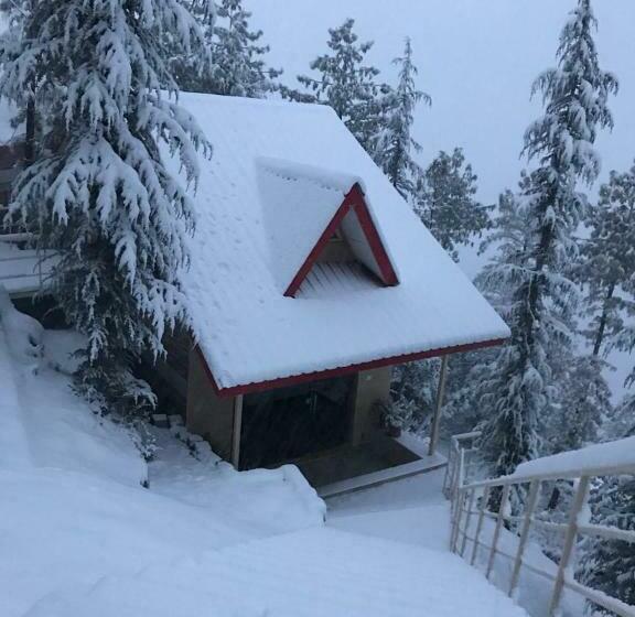 فندق Kvr Clarks Inn, Kufri