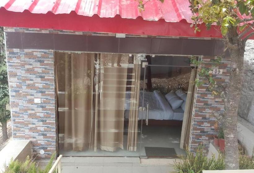 فندق Kvr Clarks Inn, Kufri