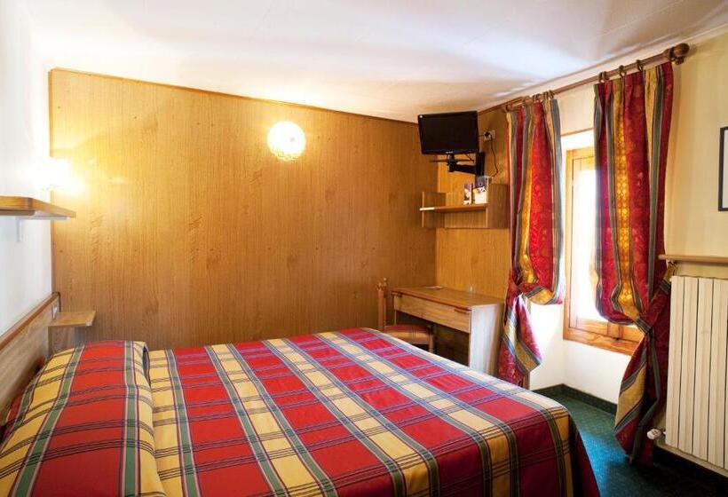 בית מלון כפרי La Piazzetta