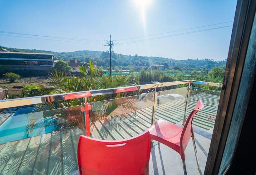 Отель Lingmala Greens Villa