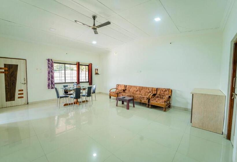 Отель Lingmala Greens Villa