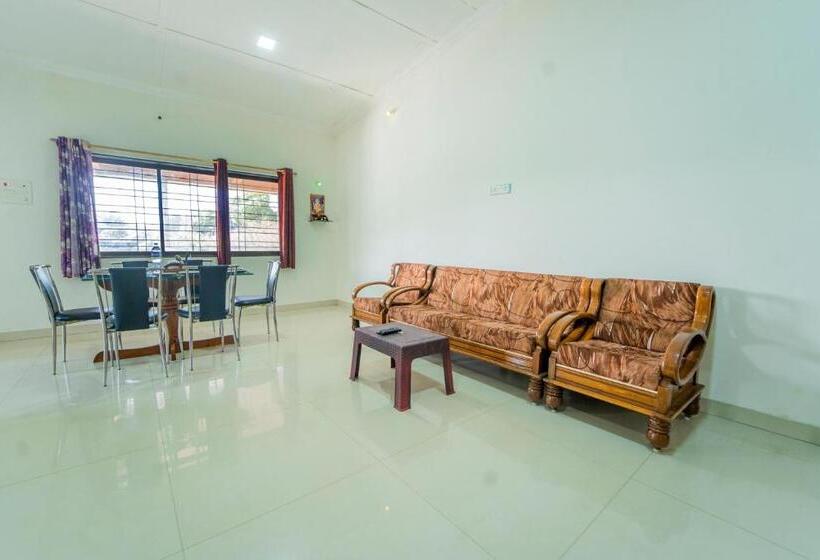 Отель Lingmala Greens Villa